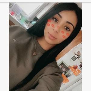 Meet your Posher, Mercedes